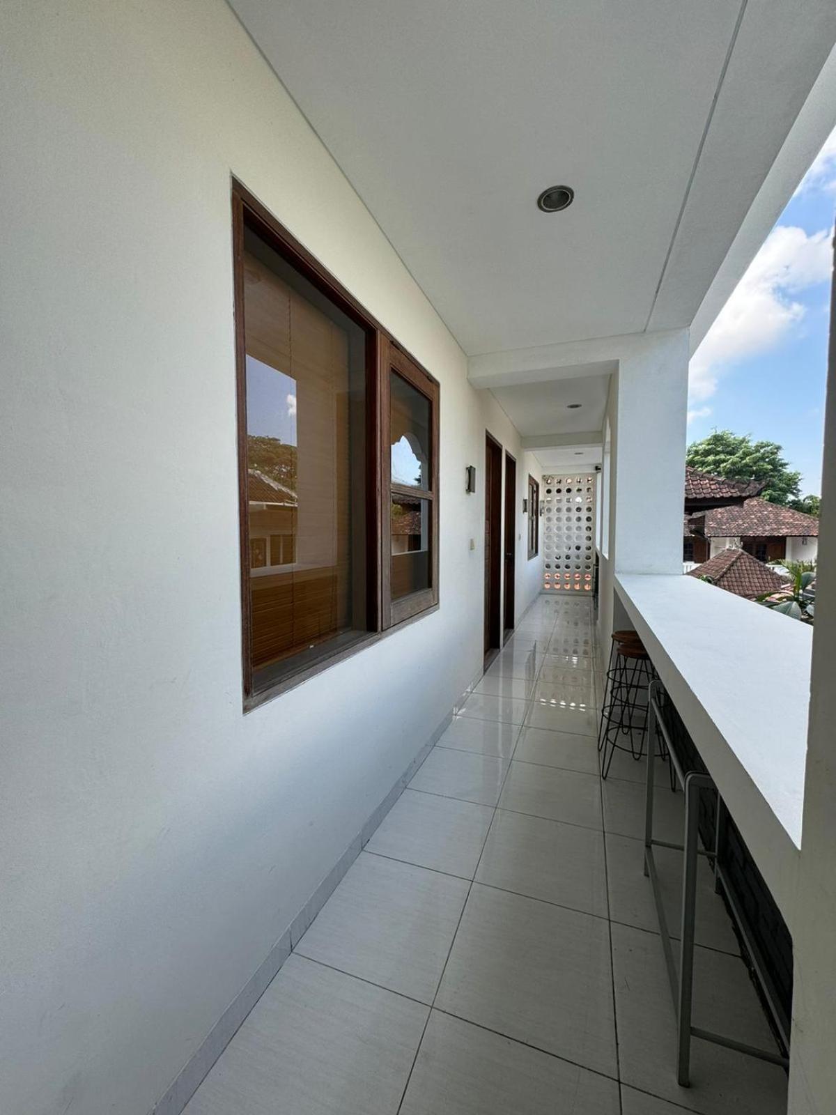 Hotel Srikrisna Seminyak Zewnętrze zdjęcie